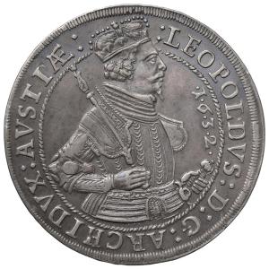 Tolar 1632, Hall